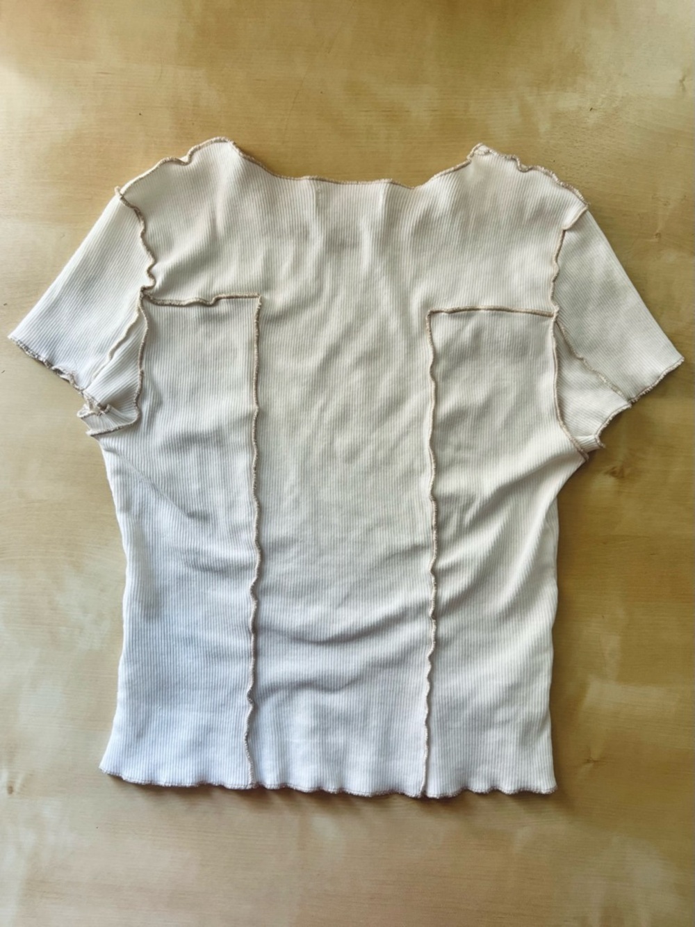 Reformation Cream Ribbed Lettuce-Edge Short Sleeve Tee with Exposed Seams - Picture 2 of 6
